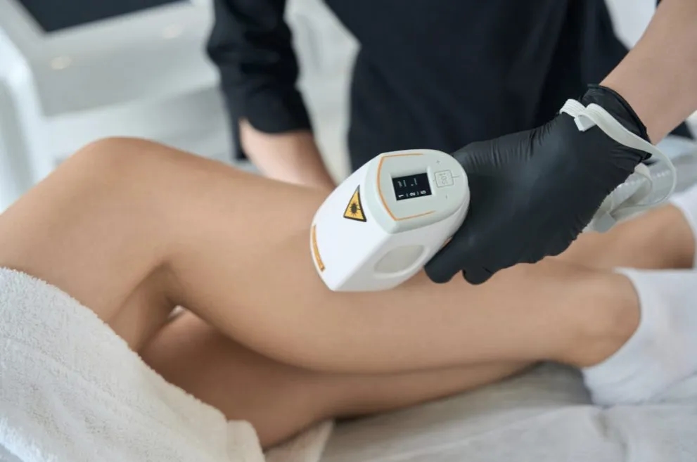 Jak działa depilator? Odkryj skuteczne metody usuwania włosów