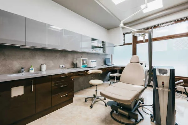 Gdzie najlepiej powiększyć usta w Krakowie? Sprawdzone kliniki i opinie